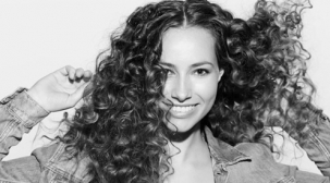 Organic Colour Systems (OCS) Think Curl -sarja on suunniteltu erityisesti luonnonkiharille, laineikkaille ja taipuisille hiuksille.